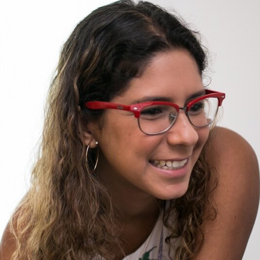 Designer and thinker, creating for the world, working from Rio. @criamiadesign