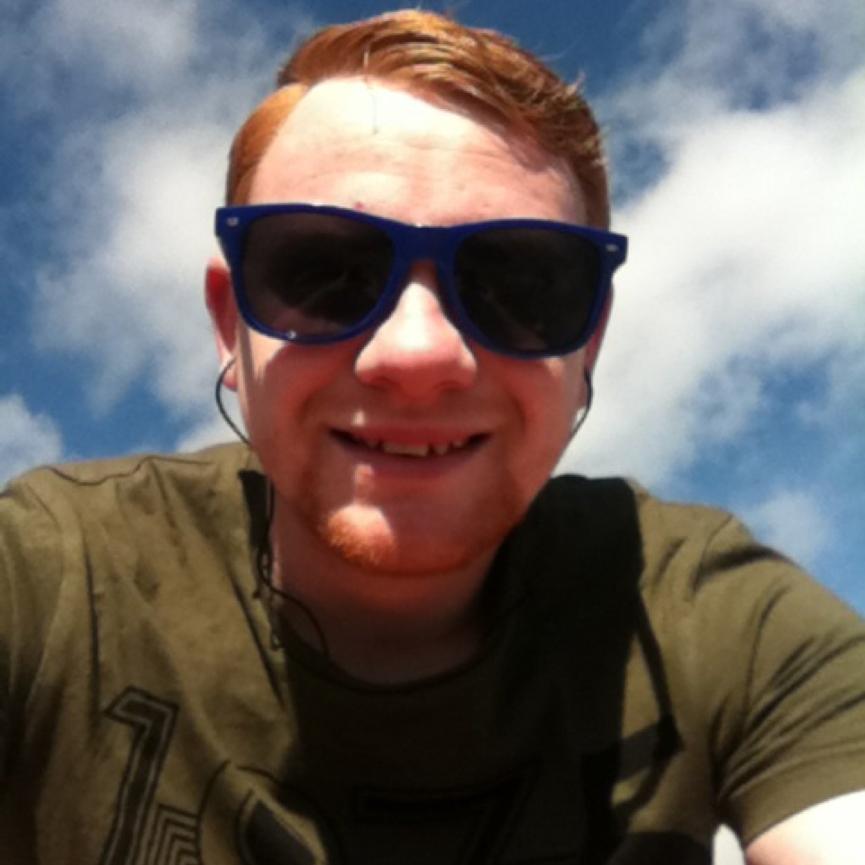 SamboSpud's profile picture. Leeds United supporter. Alcohol lover. Take me to the place wher the white boys dance... Snapchat: sambospud
