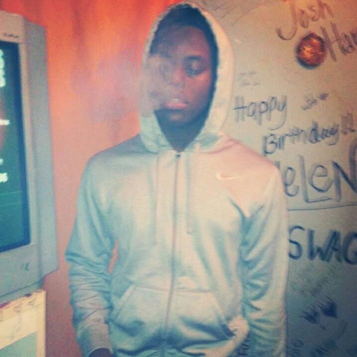 Follow me on ig _hunnabandz follow me on sound cloud-young_5d kik me- Won_Won snapchat-globoii5d youtube-young_5D/jawonholland