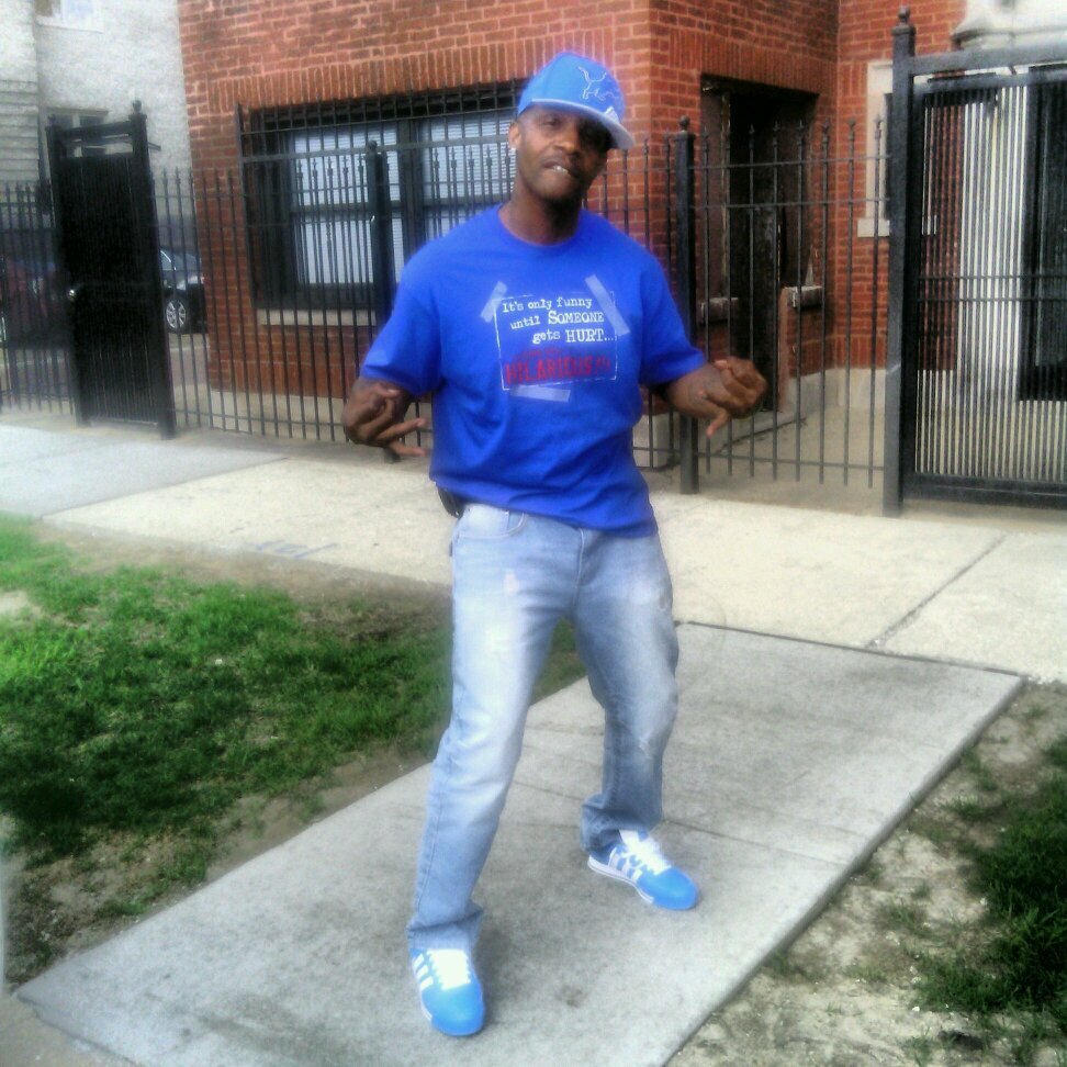 Ceo/writer @Wreckin Crew Rec's I Am da movement iGO Street Geek Vincent Totty atire finna corner da market ...Knock oN WoOD instagram Trawood_42