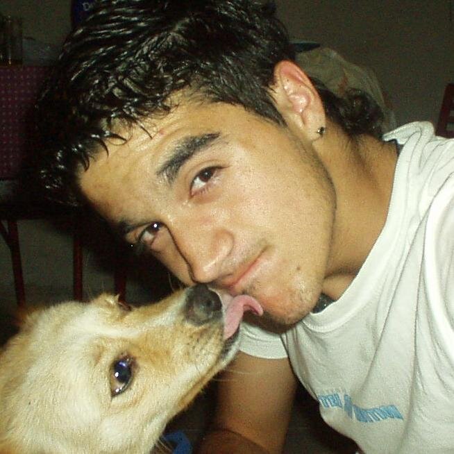 yo soy leproso de que naci lo sigo siempre hasta morrir voy a la cancha recontra re mil sacado con todo esa banda que quiero conmpionatoo hooo vos sin aaaaaaaaa