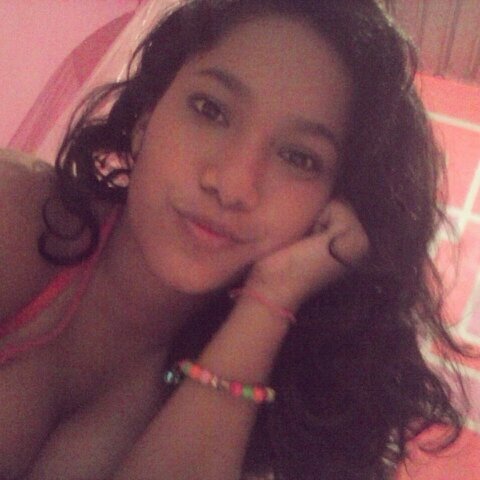 vivo la vida dia a dia, agradecida con dios xlas cosas Bellas que me da'*-* -03;01;12'*21;04;13♥♪♬