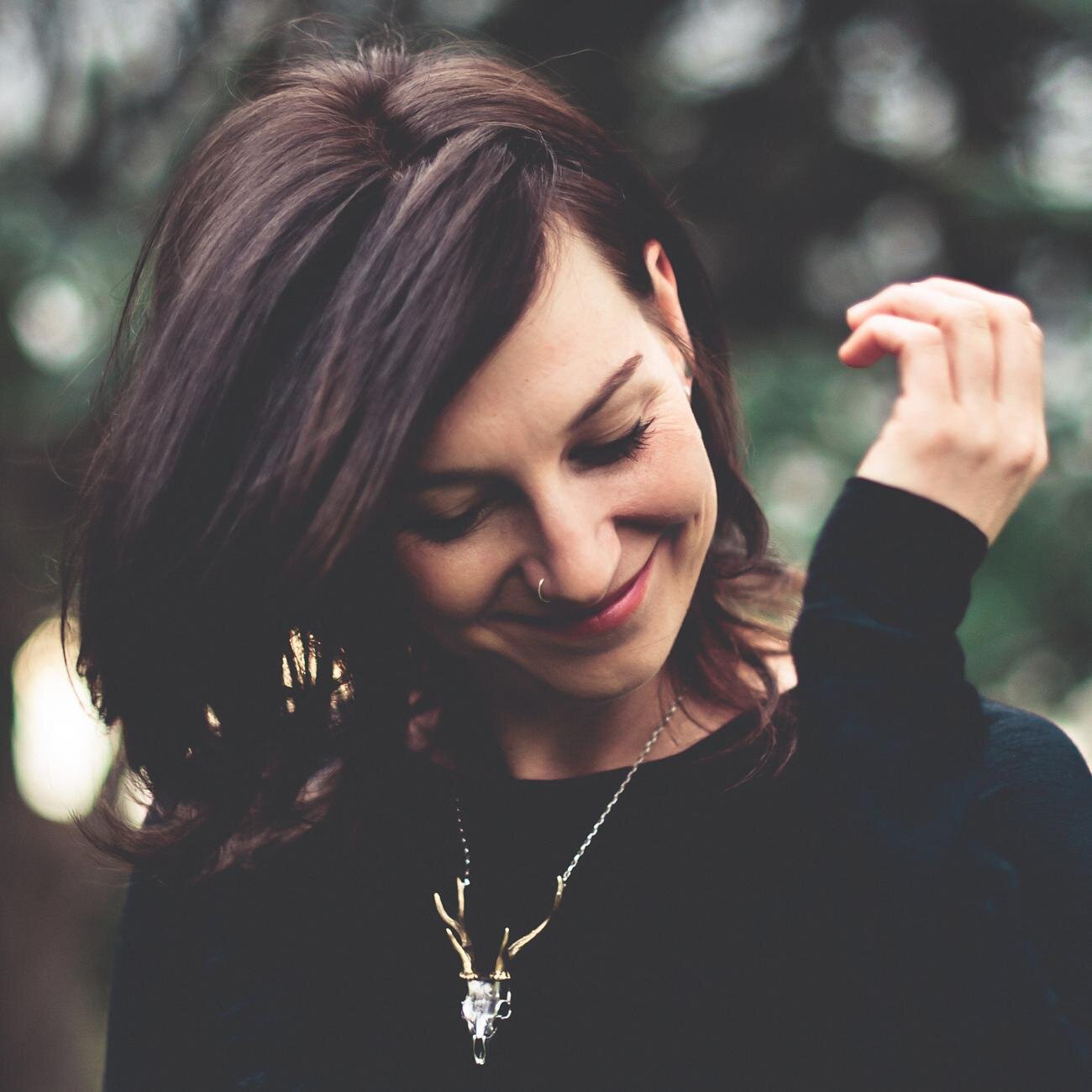 laura_forest's profile picture. Professional Photographer and Artist. Also blogs at http://t.co/WpiTTNlZyO with @ed_verner.