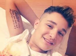 vitoria21581332's profile picture. 