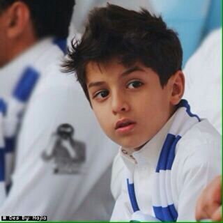 ‏‏‏‏ي هلال إذا كان حبك ( سم ) شربته وأنا( أبتسم ) .