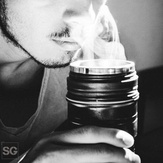 Fotógrafo-Diseñador-Cafeinómano