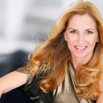 Classical singer, voice teacher, & regular contributor to Classical Singer Magazine. Slave to fashion, red wine snob, & Bikram devotee.