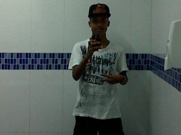 jhasirdejesus1's profile picture. Es mejor ser fiel que vestirse elegante ♥JDJAA♥ y le doy gracias a dios por todo lo que me a dado en la vida