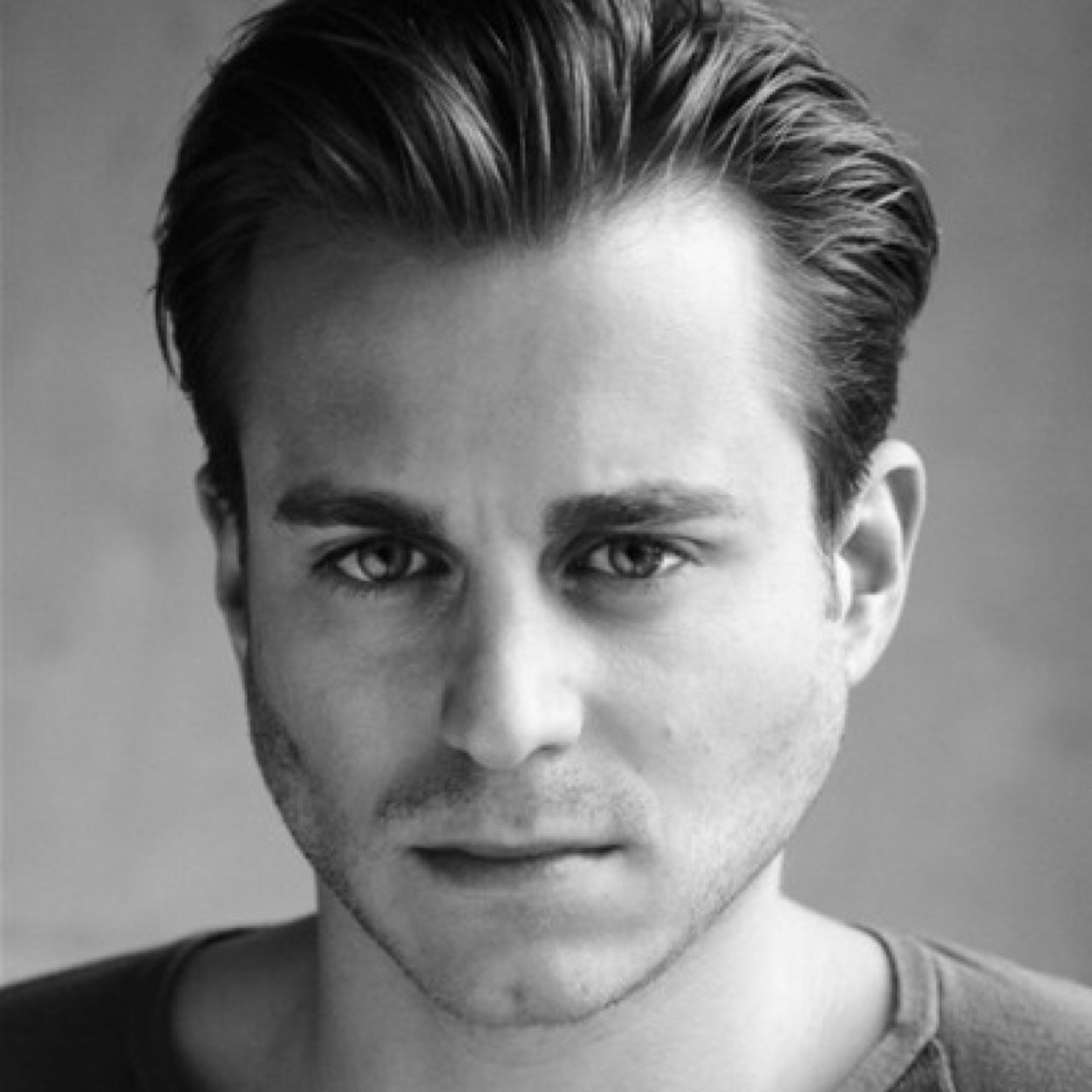 Executive for Center Stage Marketing Role-Play (18+) @BlackFalconRP Based on Black Falcon series. Not Affiliated with author