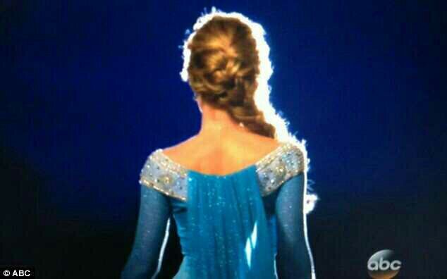 Hello snowflakes my name is Elsa, also known as the Snow Queen born with the power of Ice and Snow #OUAT #Single