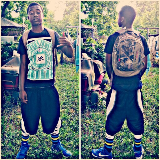 Money Dont Make Itself. Get on your grind and stop liveing off if nickels and dimes. Grind & Achieve... Shit on your enemies. R7S.!