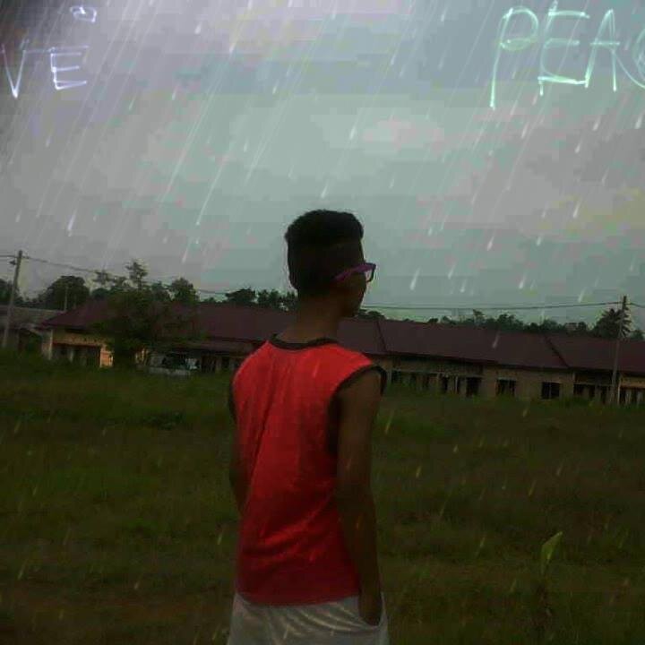 desranari's profile picture. 