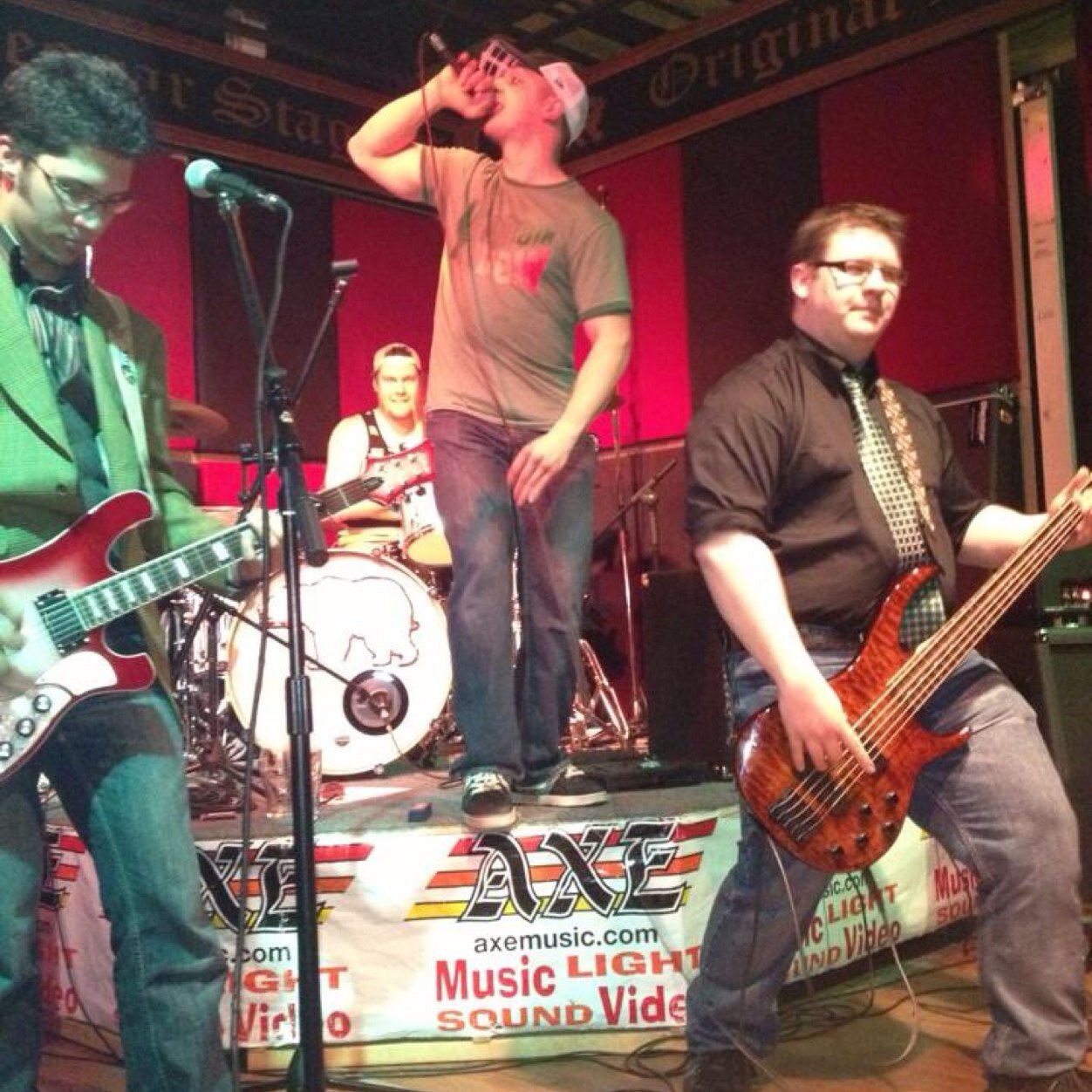 porayko39's profile picture. Proud Canadian, Hockey Fanatic, Coffee Enthusiast, Lover of Pancakes, Singing 90's Hit Songs, and Lifting Heavy Things