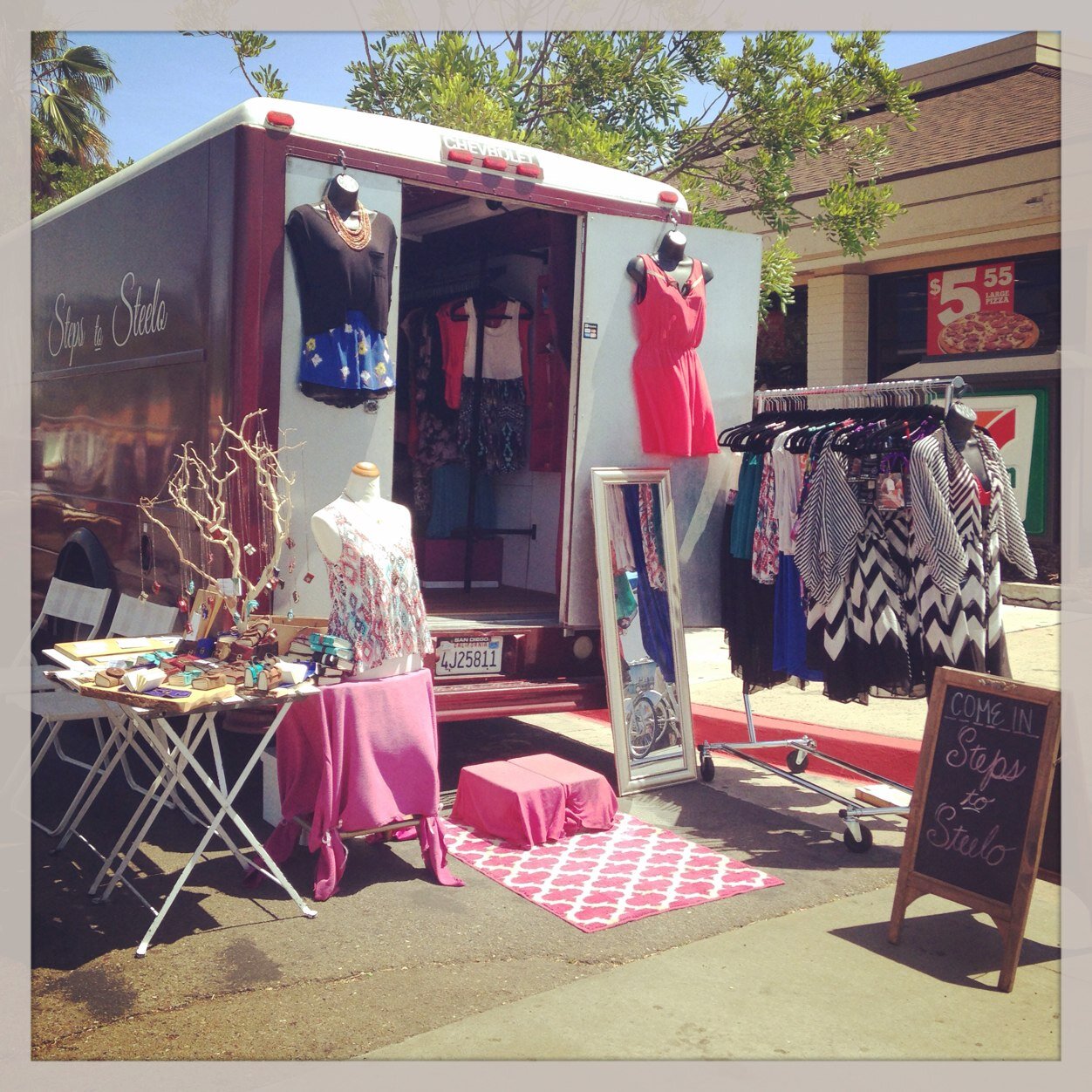 A mobile boutique hitting the streets of San Diego and bringing afforable fashion and Steelo to you!