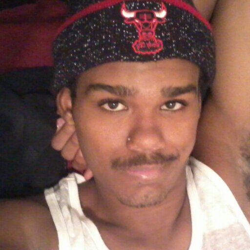 Poet | Rapper | Songwriter | Skateboarder | Major in Carpentry && Architect| 6'2 | Cuban | #OMC #tVLGang #TeamAries #FreeJaren #FreeJip JetLife