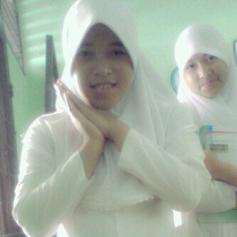 Jahra Nurazizah / SMA Negeri 1 Sukanagara