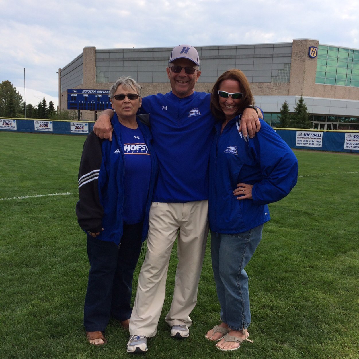 GShari18's profile picture. 