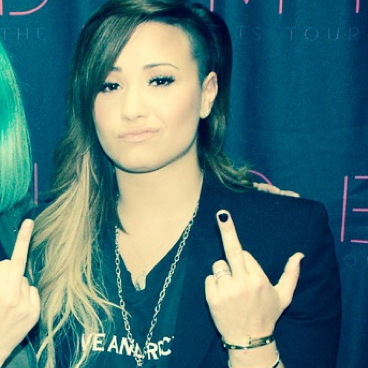 ❤️Hey i gave you a free follow so please go follow @ticklemexdemi . Thank you, you are beautiful❤️