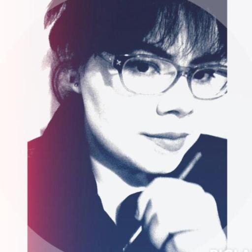 jenniferrluna's profile picture. New Handler @Modernchicmag! An editor, writer/blogger, designer, social media enthusiast. Founder & Editor of http://t.co/PUu0sfkZ9J @modernchicmag