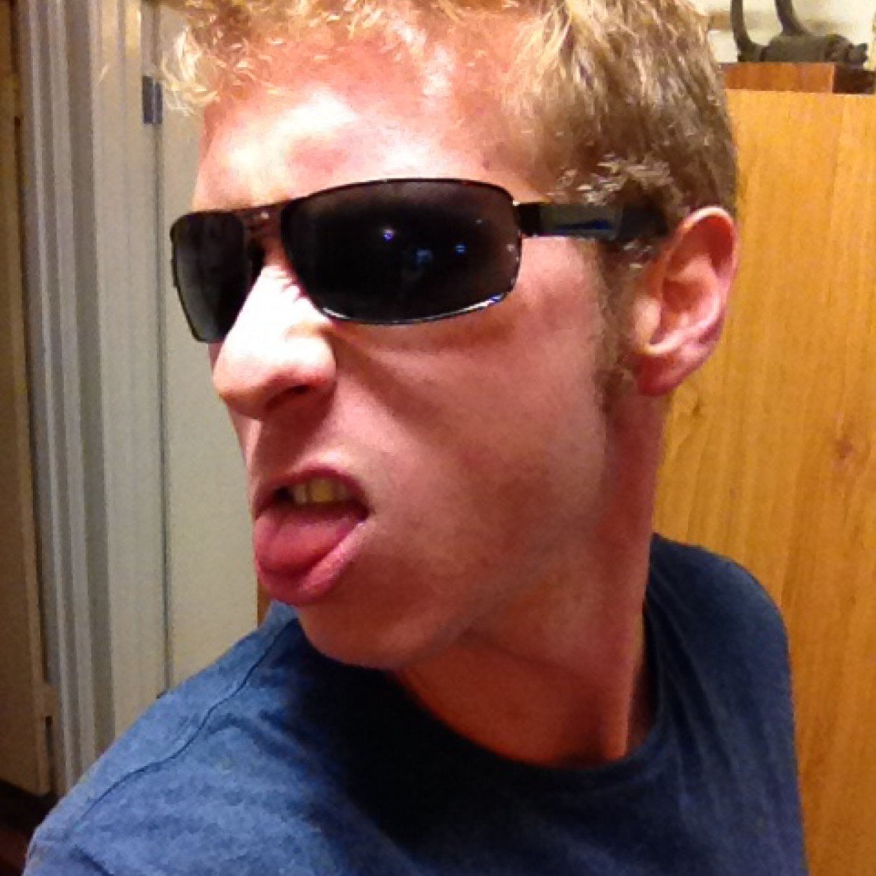 jonnnysutton87's profile picture. foh