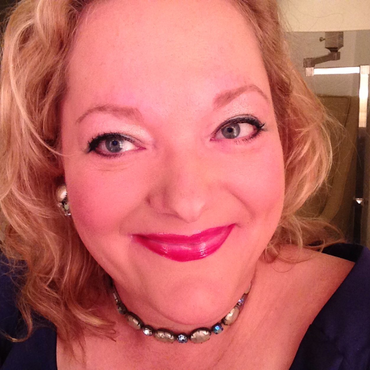 ElizabethCowa14's profile picture. Professional opera/classical singer, university professor of voice, mom to three, wife to a professional jazz trumpeter, freelance writer, Saved by Grace