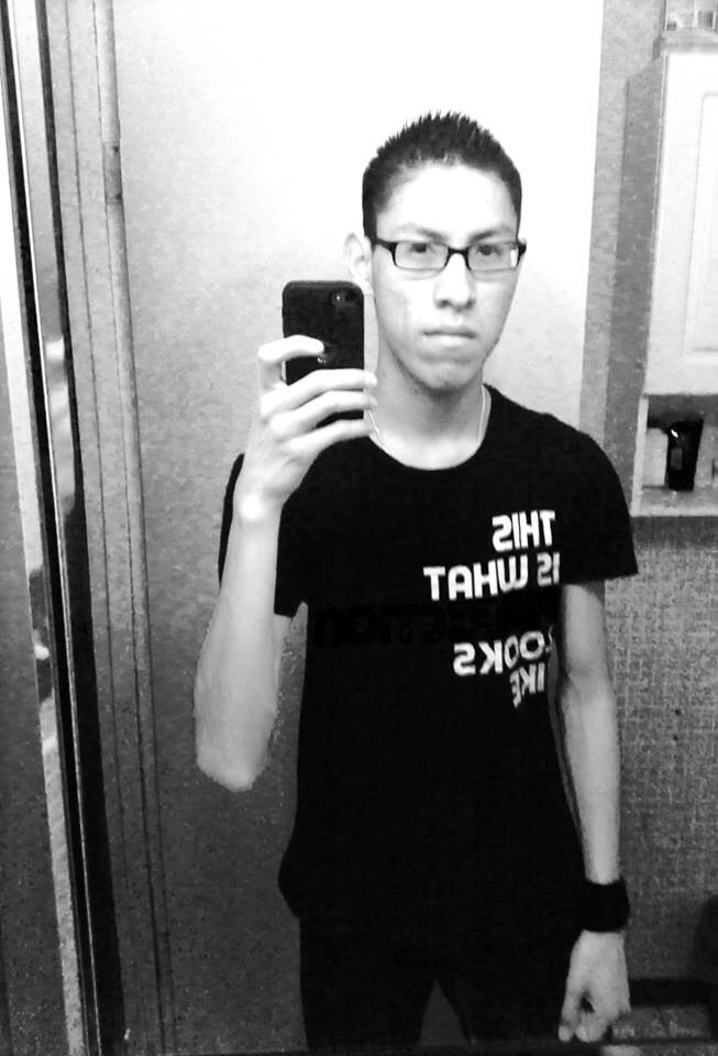 Isai_Gonzalez_4's profile picture. Sincero,directo,buena persona y me gusta descomponer musica.