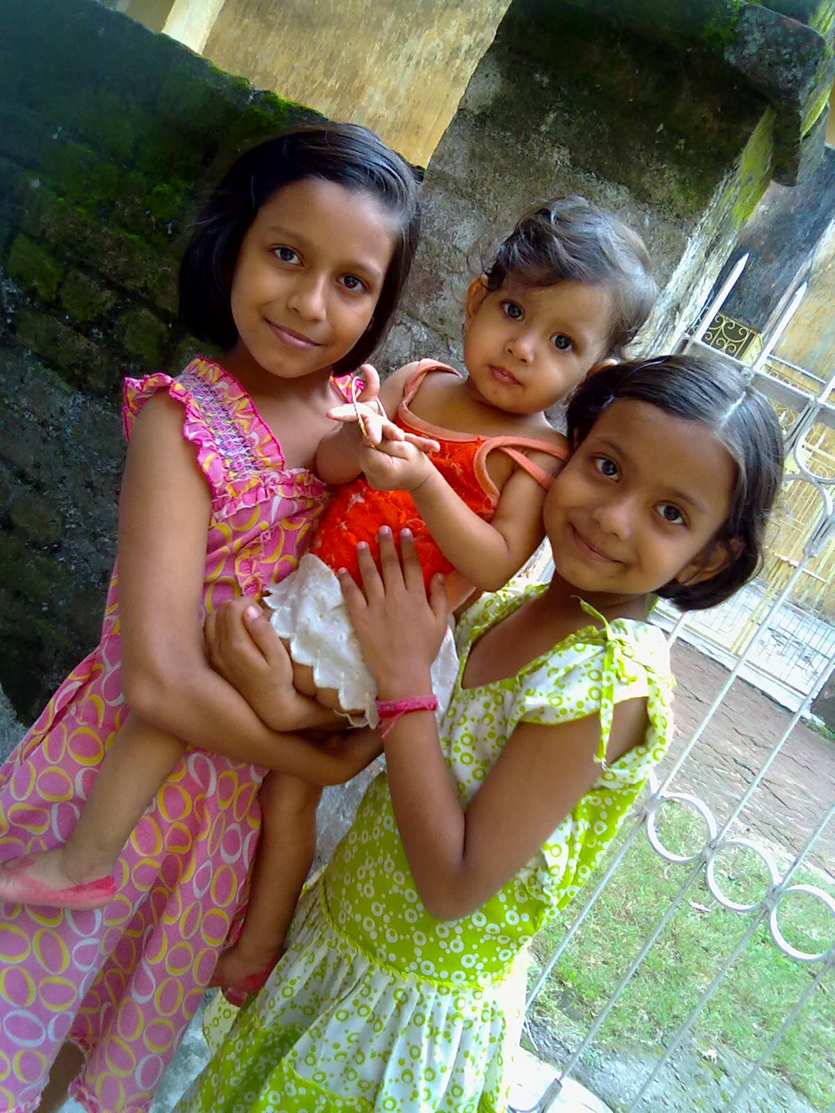 A loving and caring father of three sweet daughters.
An electrical engineer specialising in PLC, AC & DC Drives among others.
