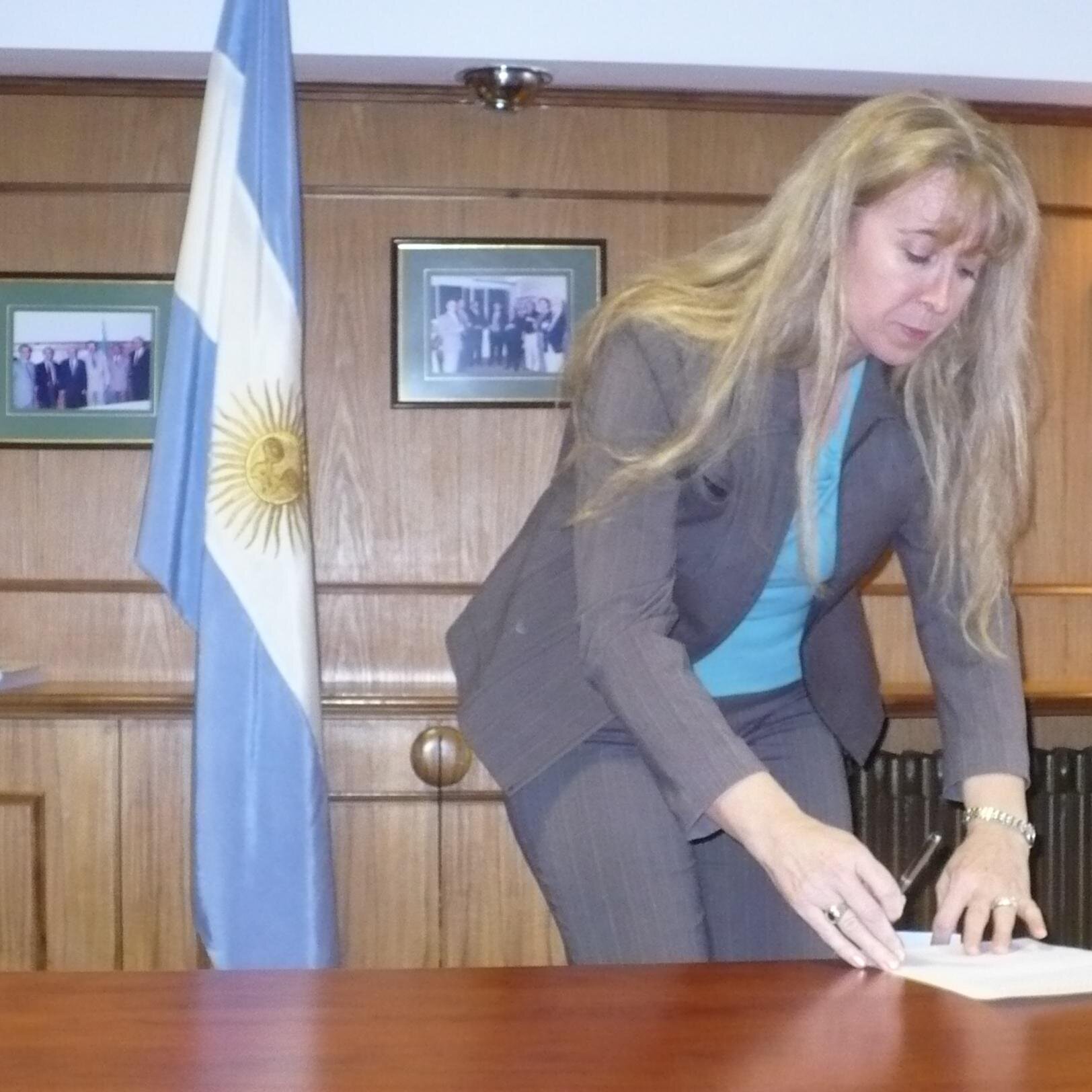 Chubutense... 🇦🇷🇦🇷Abogada, Contadora Publica. Posgrado en Derecho notarial. Doctorando en DDHH Vicepte Cong Nac PJ Ex Candidata Concejal TRELEW #BOCA💙💛💙