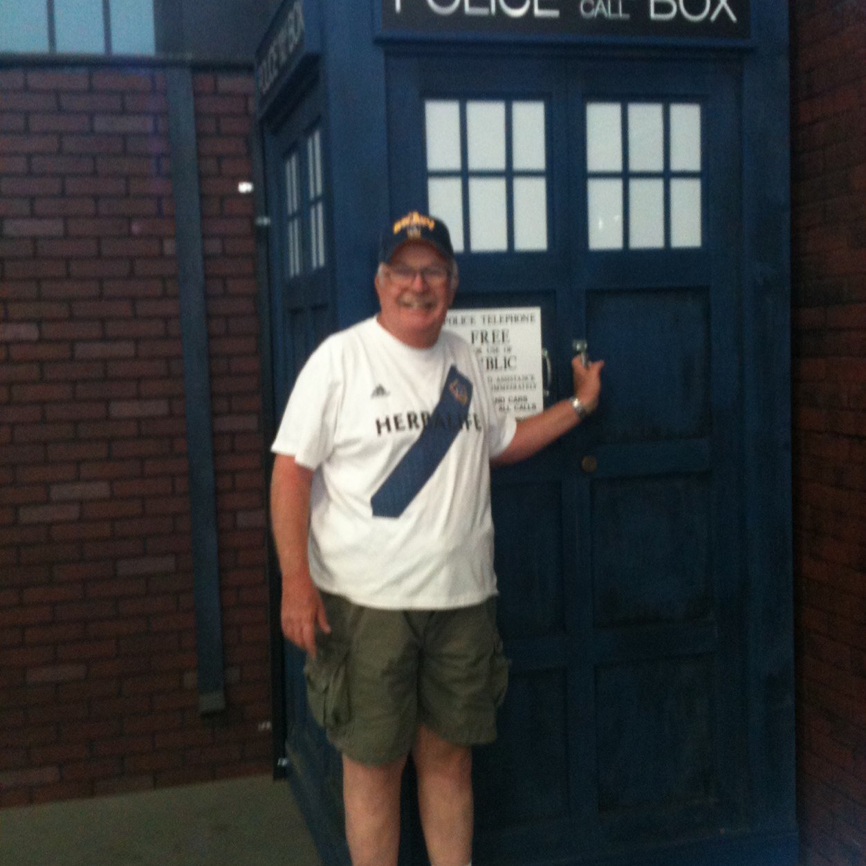 DanielWilliam20's profile picture. n