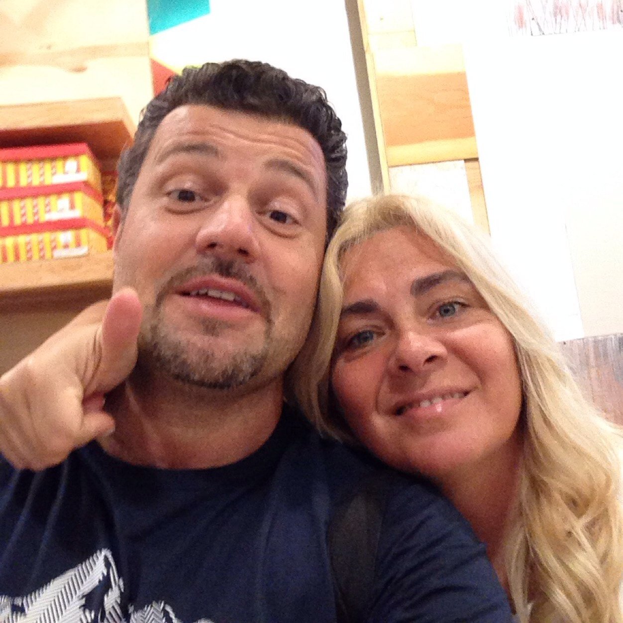 diegomobilone's profile picture. Ciudadano Argentino - Empresario - Emprendedor - Amo mi familia - Amo mi Pais - Amo a Dios.-#dalerojo