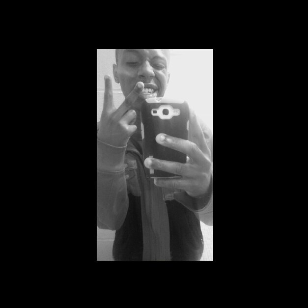 instgram follow @1llepriva1e i follw back i the real kik @ obe15_