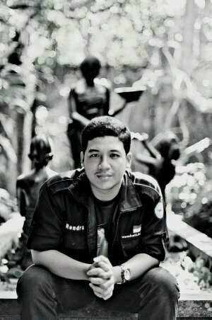 Narendra__W's profile picture. Teknik Fisika UGM  '11