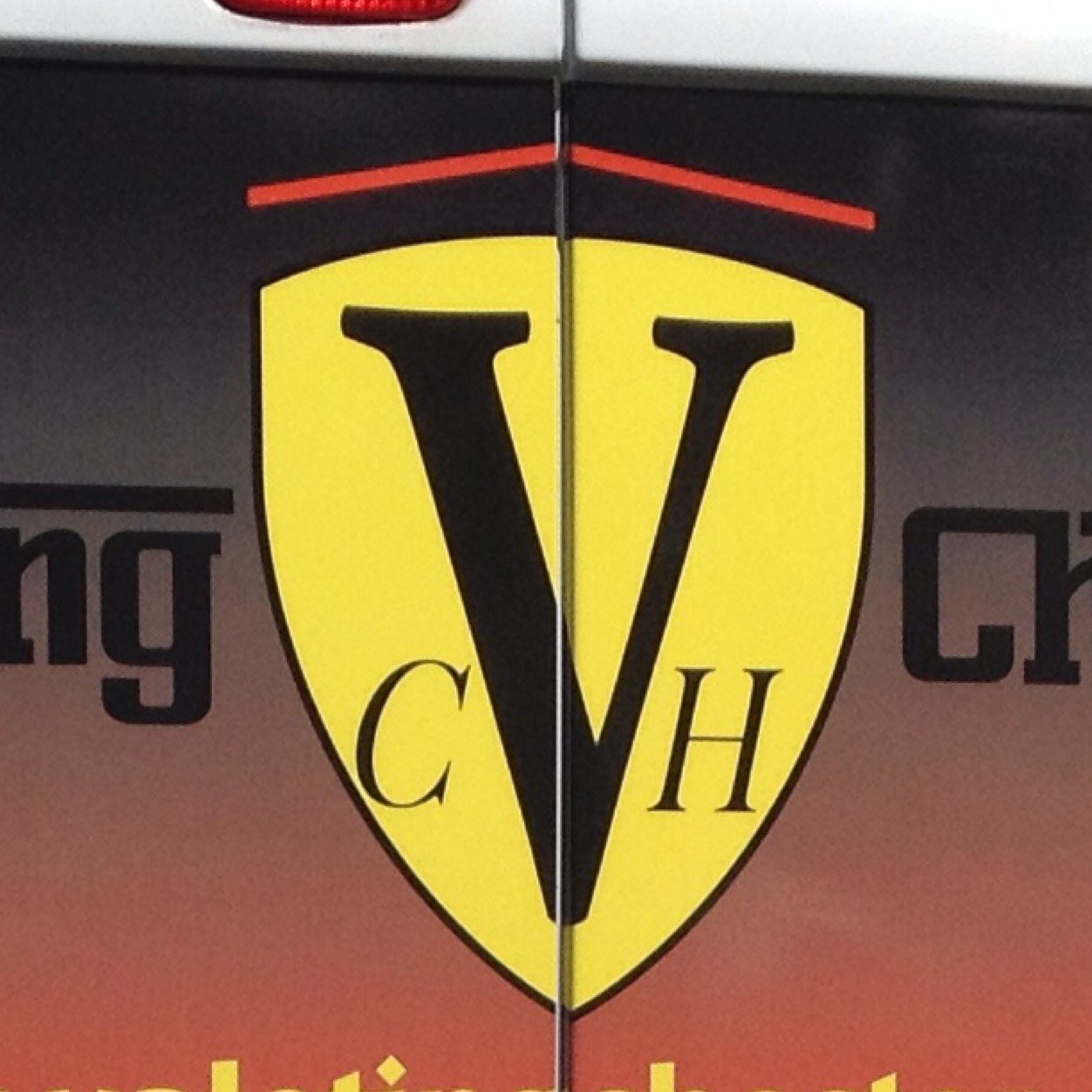 Mobile perfectionist car valeting business with a shine & a smile. At your door. At your convenience. Cleaning Washing Polishing. DM Chris, Your Vehicle Valet.