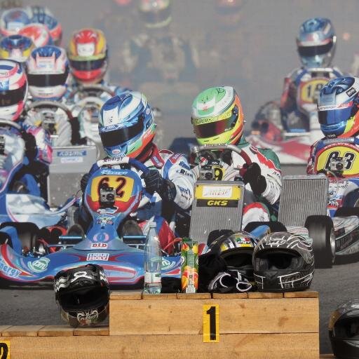 Īres kartings Jelgavā Sporta kompleksā Rullītis. 20 mūsdienīgi kartingi individuāliem braucieniem, privātiem un uzņēmumu pasākumiem.