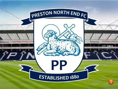 Husband to @reingham123, father of 3 great kids, @pnefc fan. Sit in an office for a living, in my spare time help @Lostock_HallJFC & study @OU_Sport