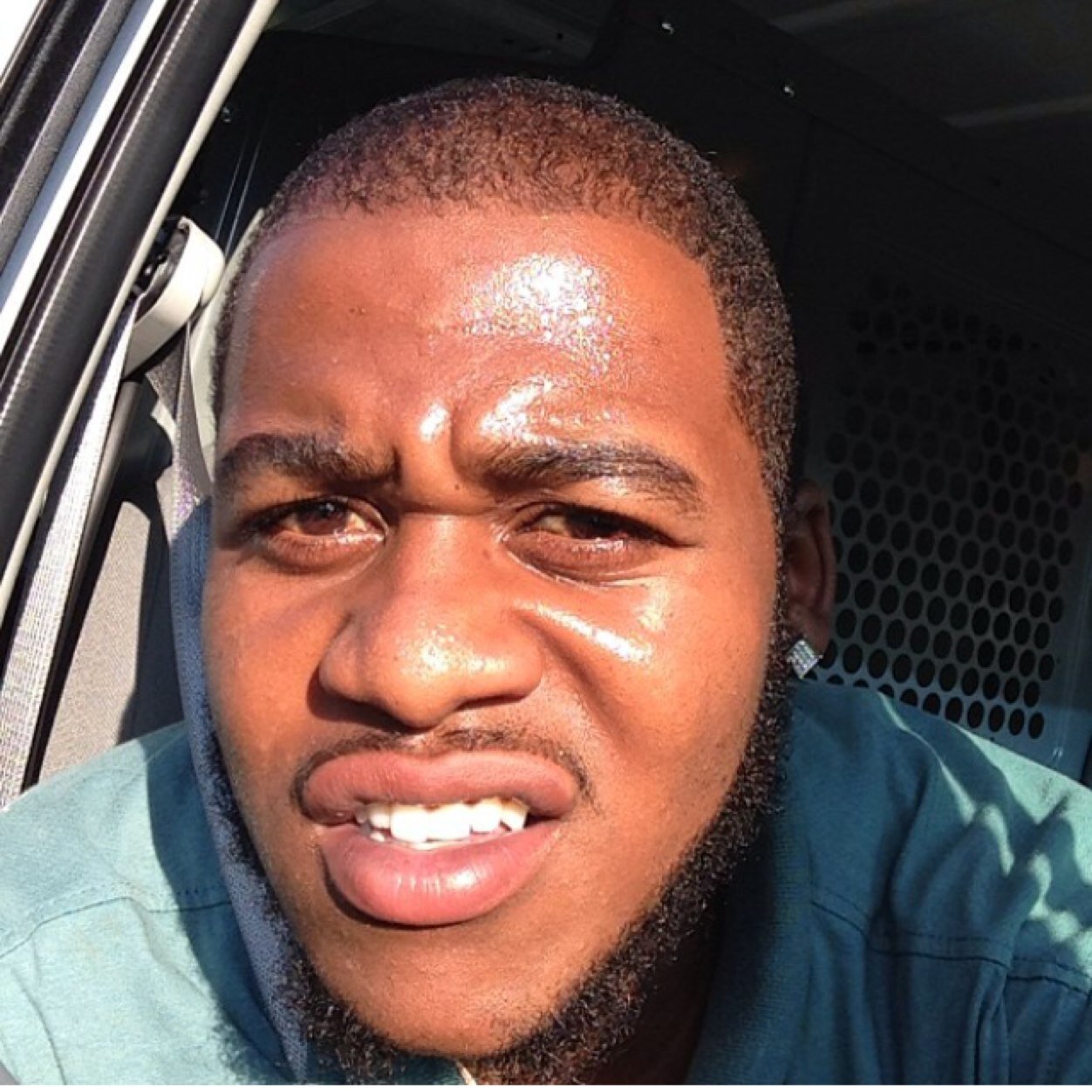 Chris-Bad Newz VA,still wishing for dreams i had a slice of da pie,now I want da whole thing! U cant mix money w/stupidity! 1/4 of #DaFinalist #TBN #YBB #Big3