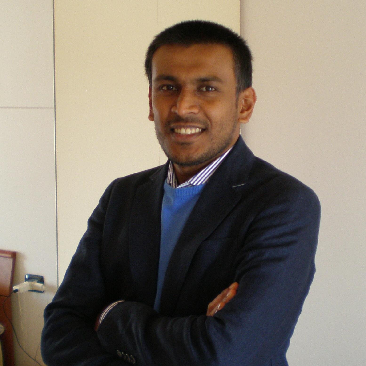 deepal100's profile picture. 