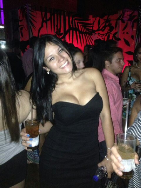 anaiviv26's profile picture. Publicista casi Economista!!