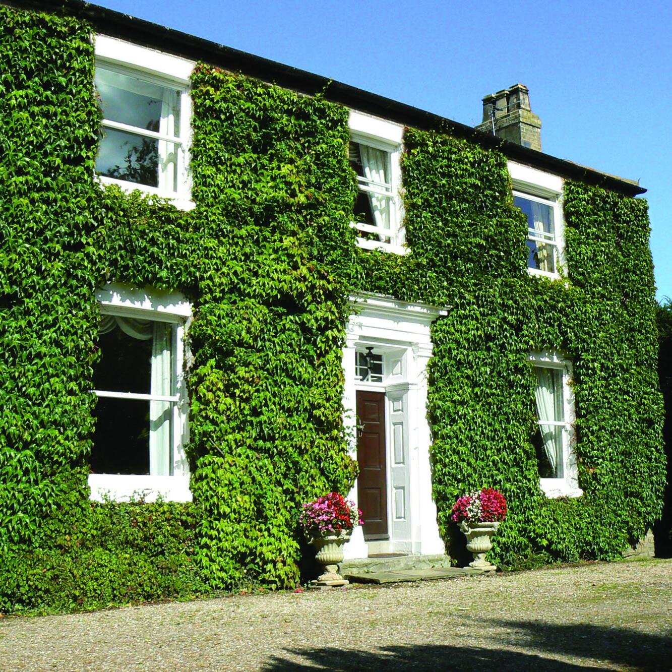 Quality, family run self catering and serviced accommodation in Croxton, North Lincolnshire. Run by Becky Wheeler @wheeler_bitz