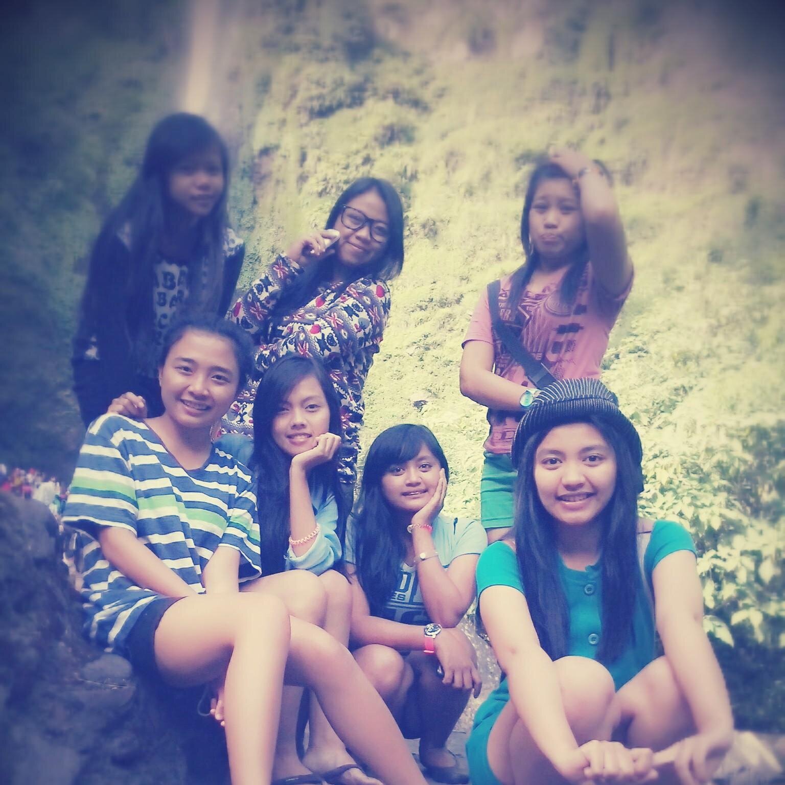 mxit:nyninghbakerh|marketing bisnissman of VOCATIONAL HIGH SCHOOL PGRI 2 Salatiga|Mantion if you want follow back ;)  (_)
