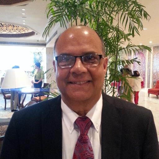 Senior Consultant Orthopedic Surgeon in Apollo Hospitals, Delhi.Practicing in C.R.Park.