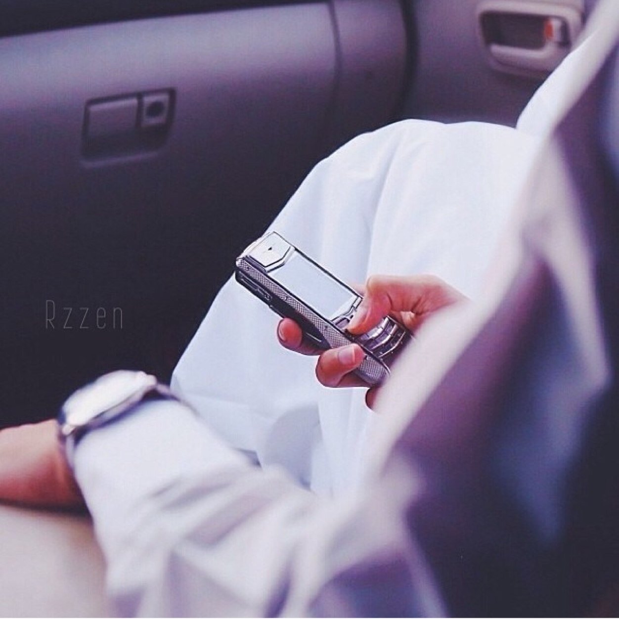 sh3rgroup's profile picture. مُصممّ فؤتوشؤب * قرؤب شَعر ~ - أنقل كل مآ يُعجِبُنيء ♡ء