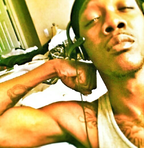 juranimoe's profile picture. #god1st#extraterrestrial
#team420
#teamtaken
Most down to earth person that I know!