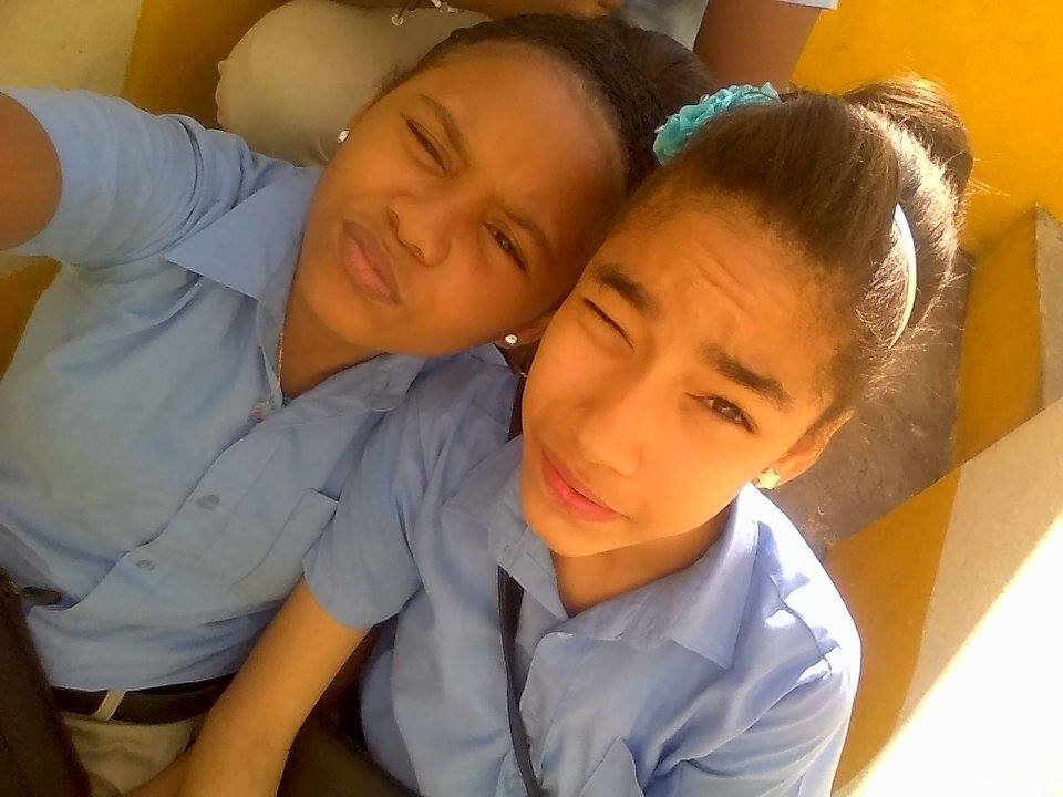 Hi xx I'm Directioner Smilers Believer ♥ ♥ I love you Harry Zayn Niall Liam Louis