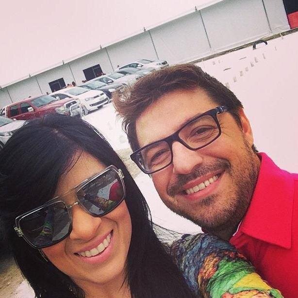 Twiiter em homenagem a Pastora @PraFeBrum, Aqui nos Curtimos, admiramos e amamos esse lindo ministério...! Venha interceder com a gente =)