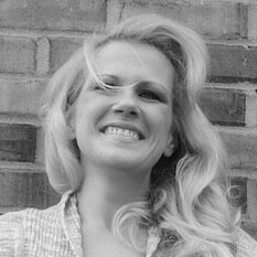 Writer, Wife, and Mother...chasing dreams and kicking ass.