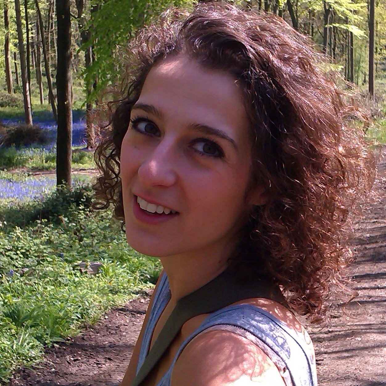 Actress graduated from @Oxford_Drama