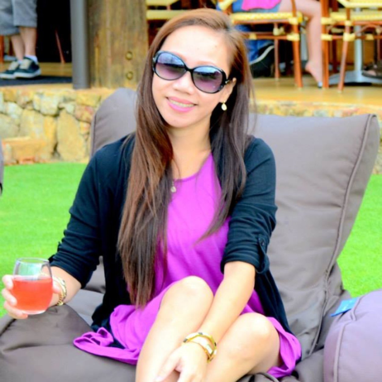 xAnnieSherwoodx's profile picture. A retired hotelier, photography, food and nature lover, a mother and a happy wife!