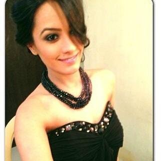 AnitaHassanandi's profile picture. The First Official FC Of @Anitahasnandani ! The gorgeous N Stunning Gurl