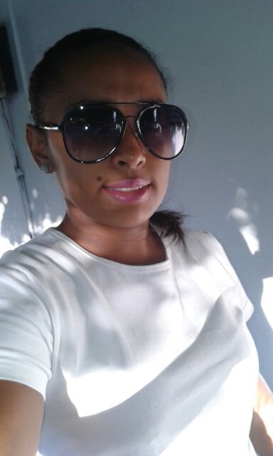 JeannejbeSilva's profile picture. 